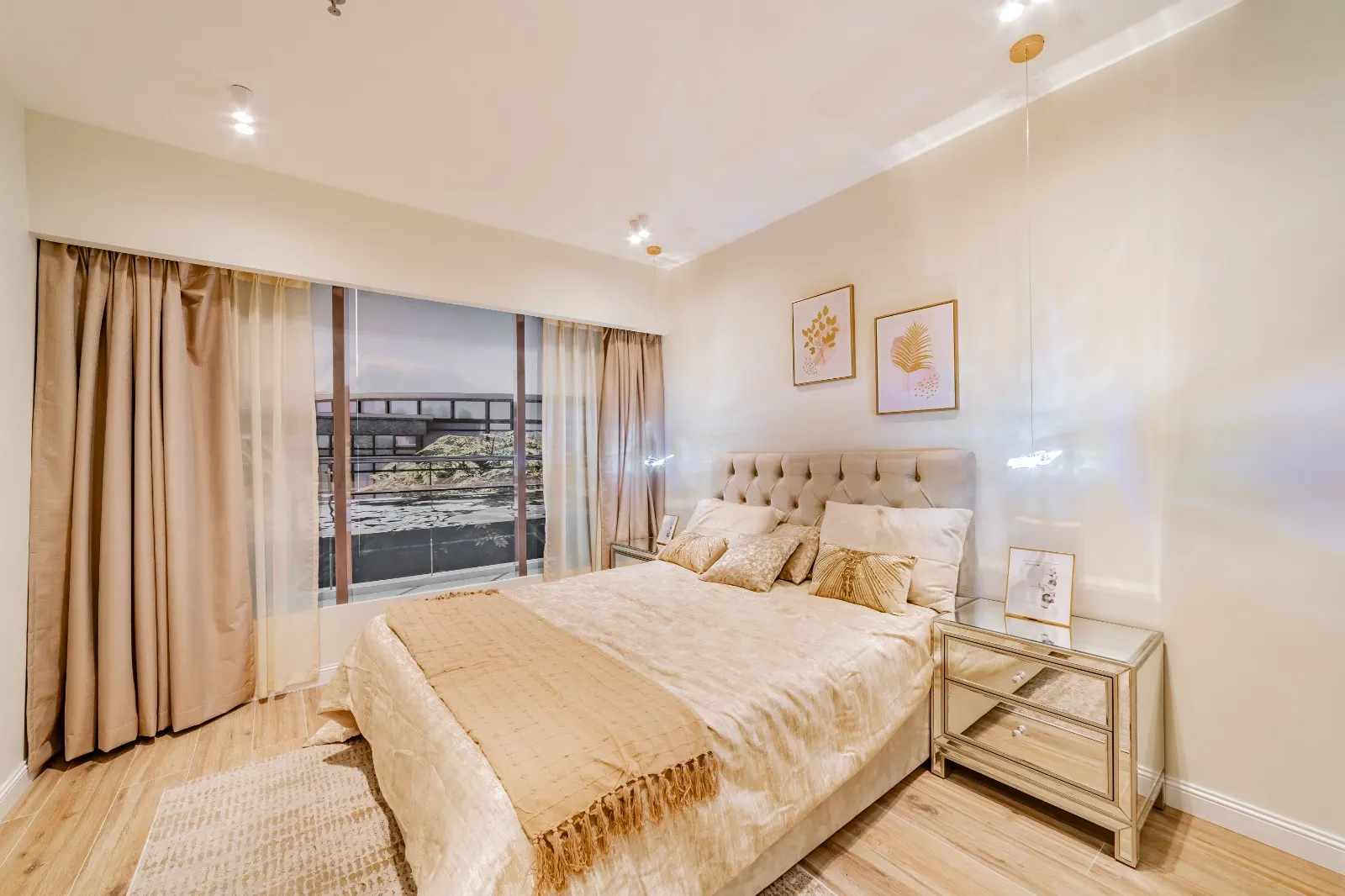 Lucky Royale Residence — image 9