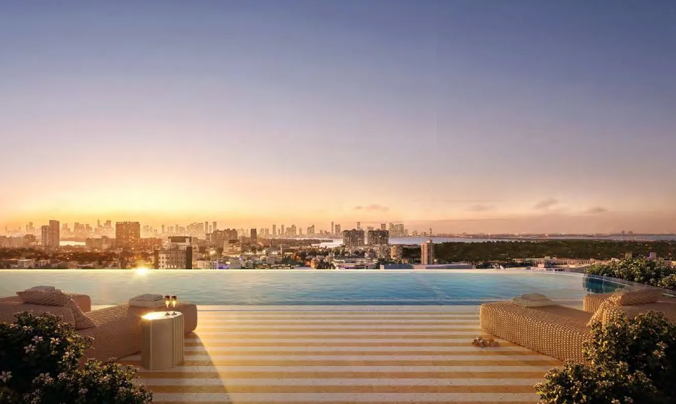 The Ritz-Carlton Residences — image 12