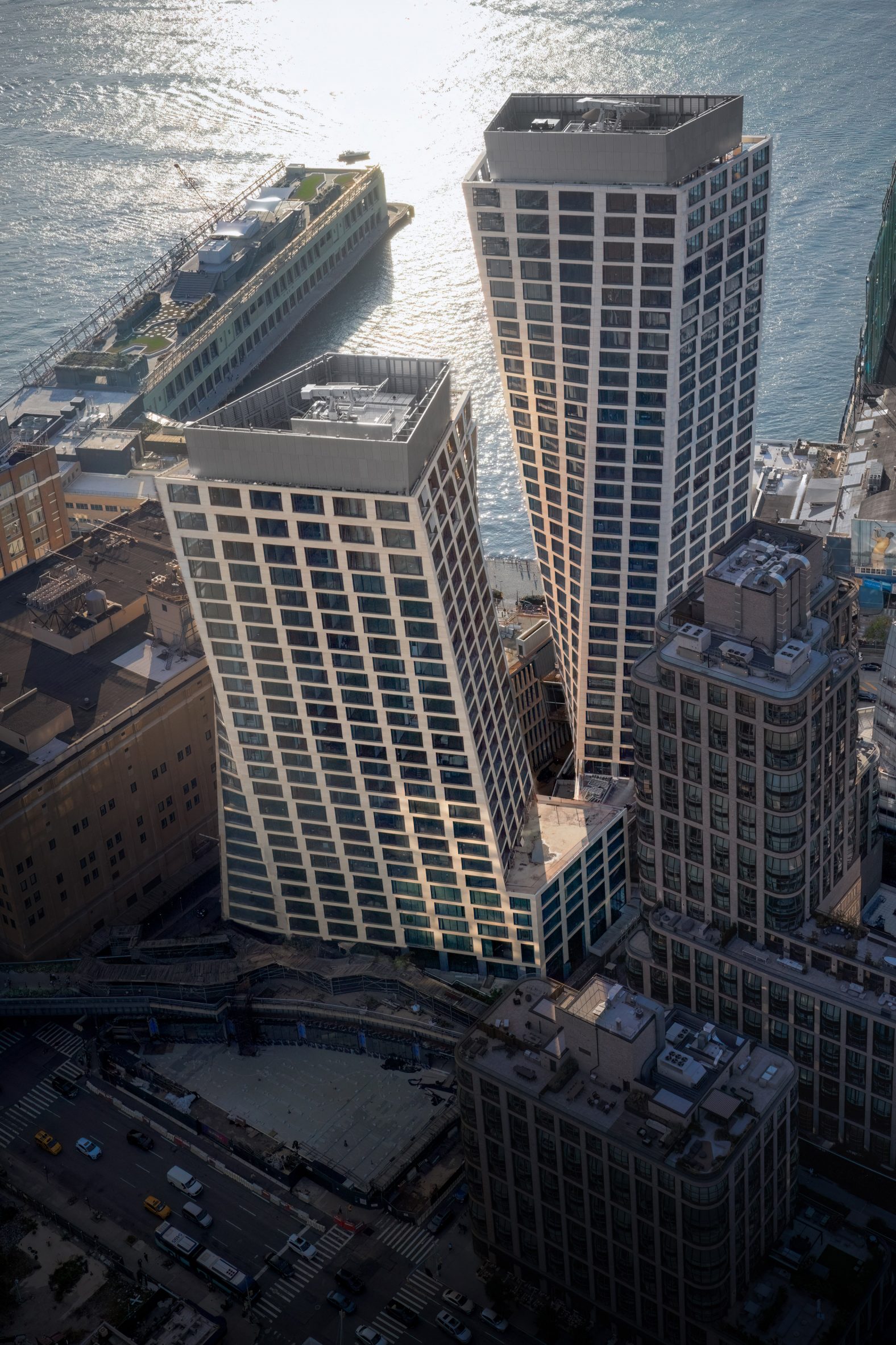 One High Line Residences — image 2