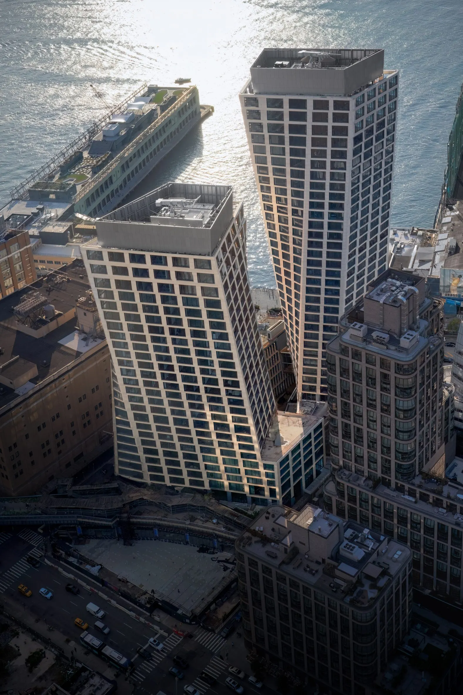 One High Line Residences — image 2