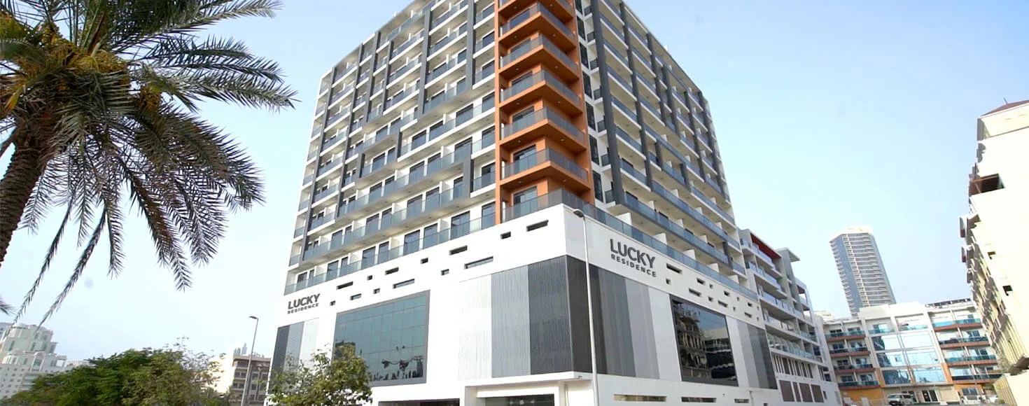 Lucky Royale Residence — image 1