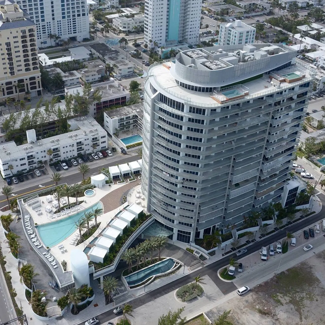 Paramount Fort Lauderdale  — image 1