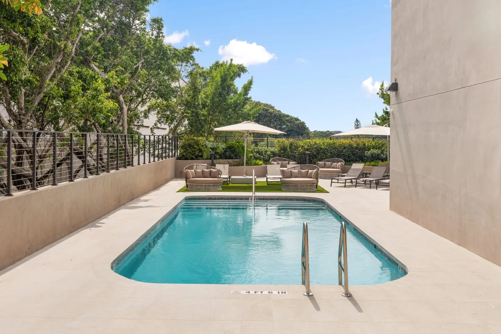 Arbor Coconut Grove — image 4