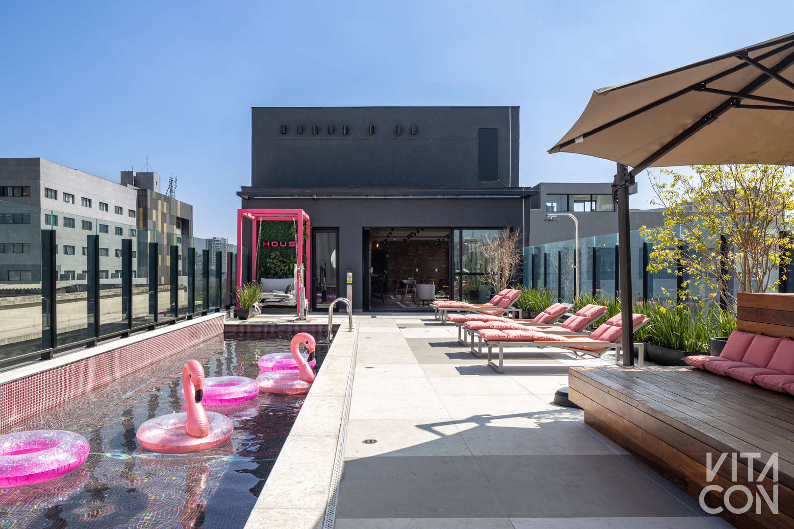 On Jardins  — image 32