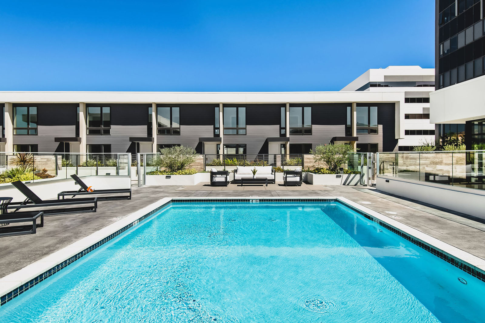 The Collection at 380 Cordova — image 19