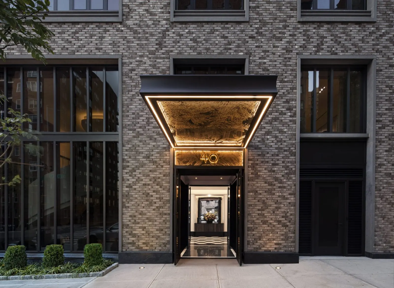40 East End — image 12