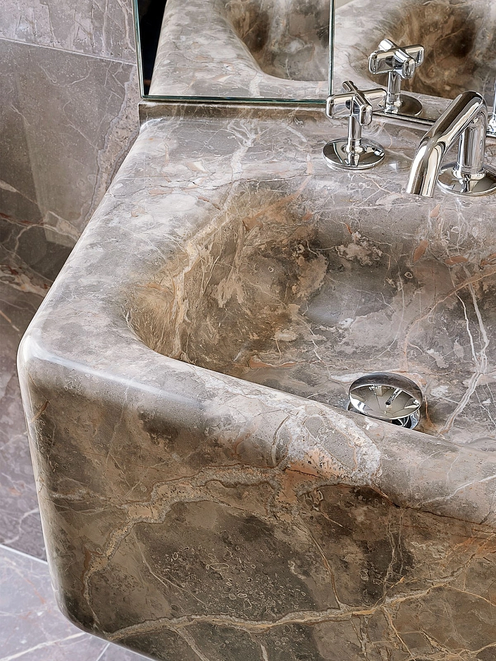 Sutton Tower — image 7