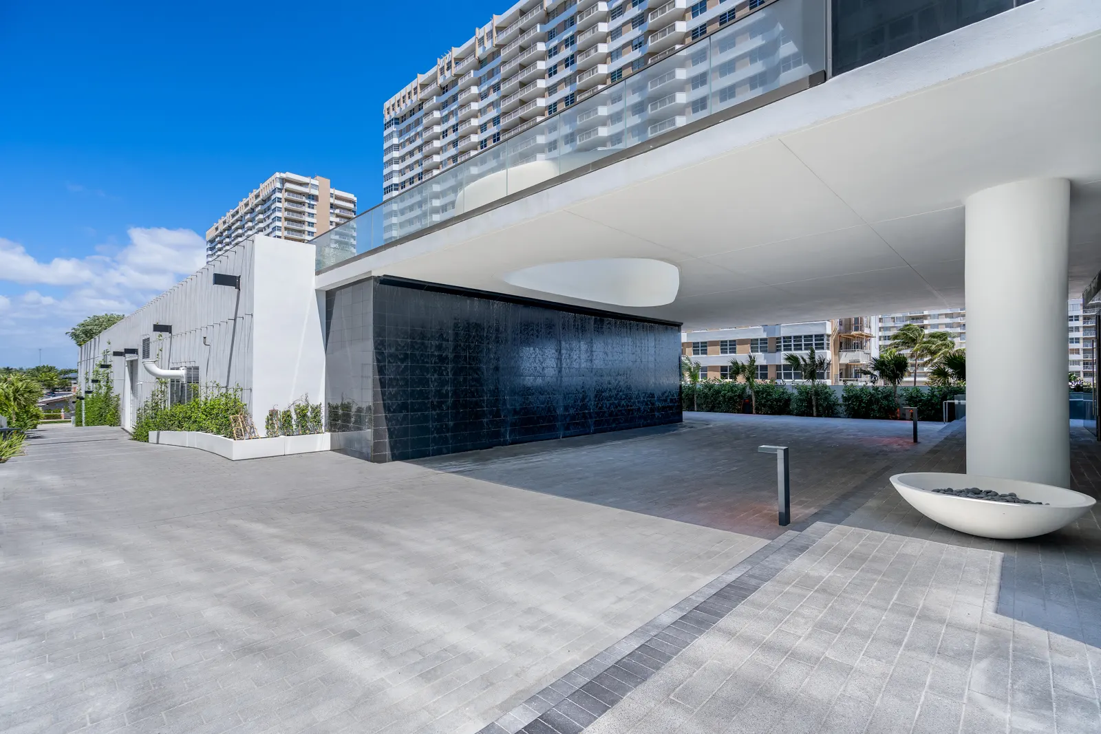 2000 Ocean — image 2